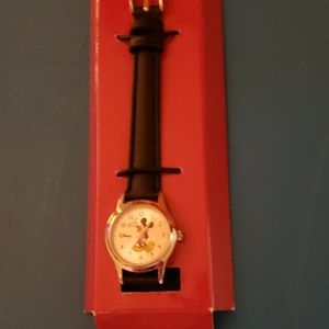 BRAND NEW MICKEY MOUSE  WATCH..